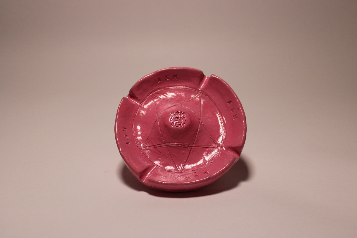 Centerpiece/ ashtray